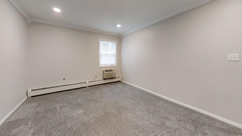 528-Smithfield-Rd-Unit-106-Unfurnished(2)